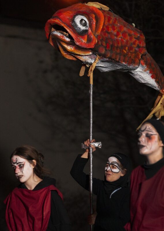 Outdoor Puppetry & Performance Art Spectacles · BareBones Puppets